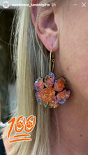Load image into Gallery viewer, Graffiti Paw Earrings