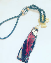 Load image into Gallery viewer, The Tie That Binds