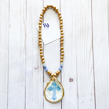 Load image into Gallery viewer, Remnant Cross Gold Oyster Necklace
